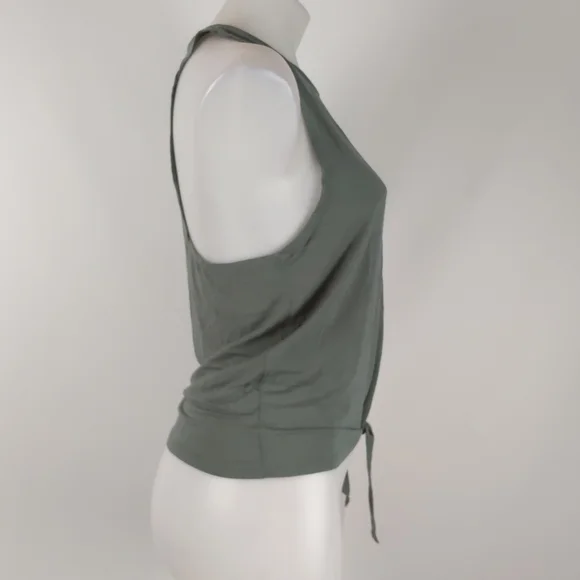 Rockwear Women's Top Size 8 Green Sleeveless Racerback Tie Waist Activewear - Picture 9 of 12